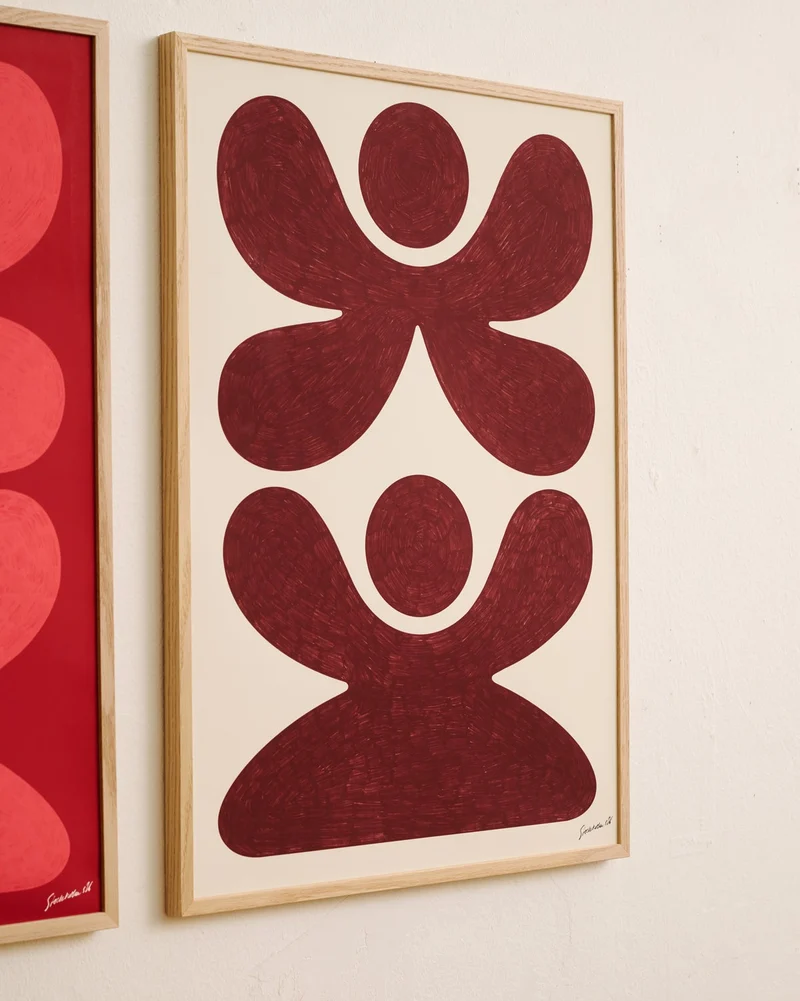 Figures Burgundy
