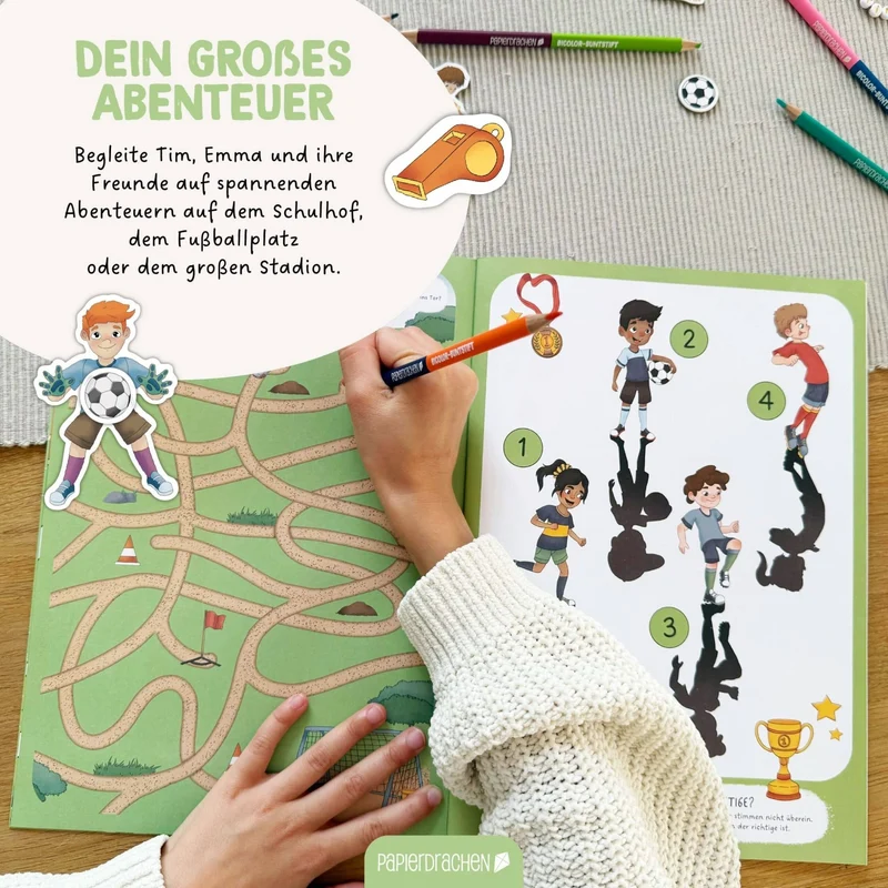 Papierdrachen Mein kreatives Fußballwelt Heft - Malen, Rätseln, Stickern