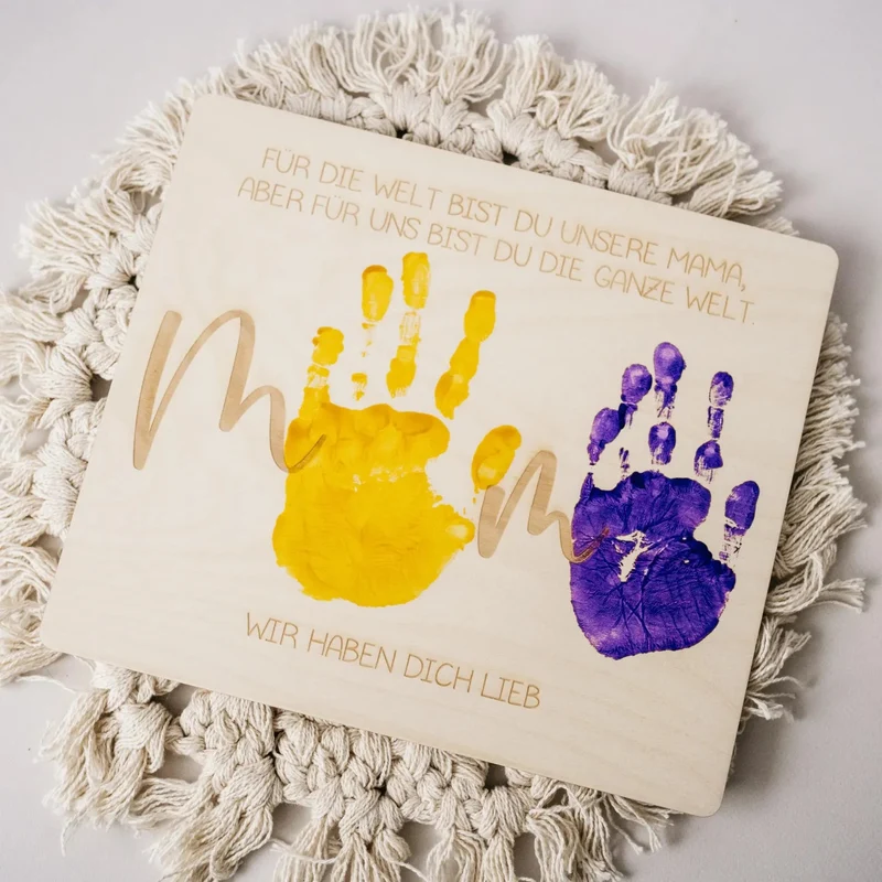 Handabdruck Brettchen Mama – Persönliches Geschenk Muttertag (mehrere Kinder)