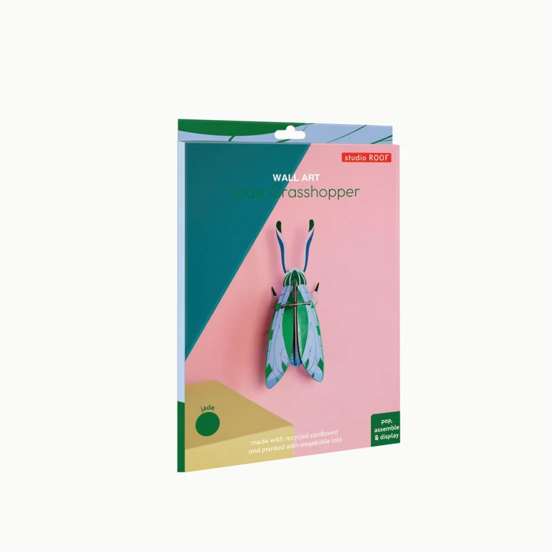 Wanddeko “Jade Grasshopper” | 3D Insekten Design | Studio Roof