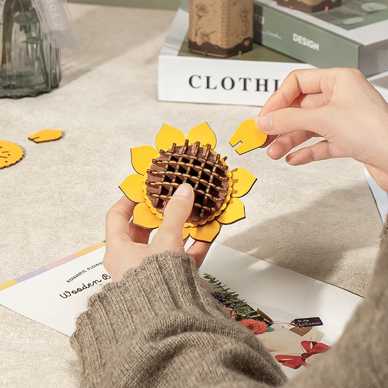 DIY-Blume „Sunflower“ | Detailreiche Holzblume | Rolife