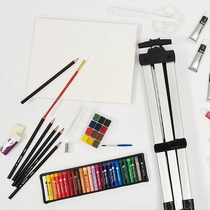 Голям художествен комплект Daler-Rowney със статив - 115 части