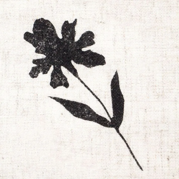 Drevená pečiatka ROSA TALENT č. 11 Botanical 4.5x10 cm